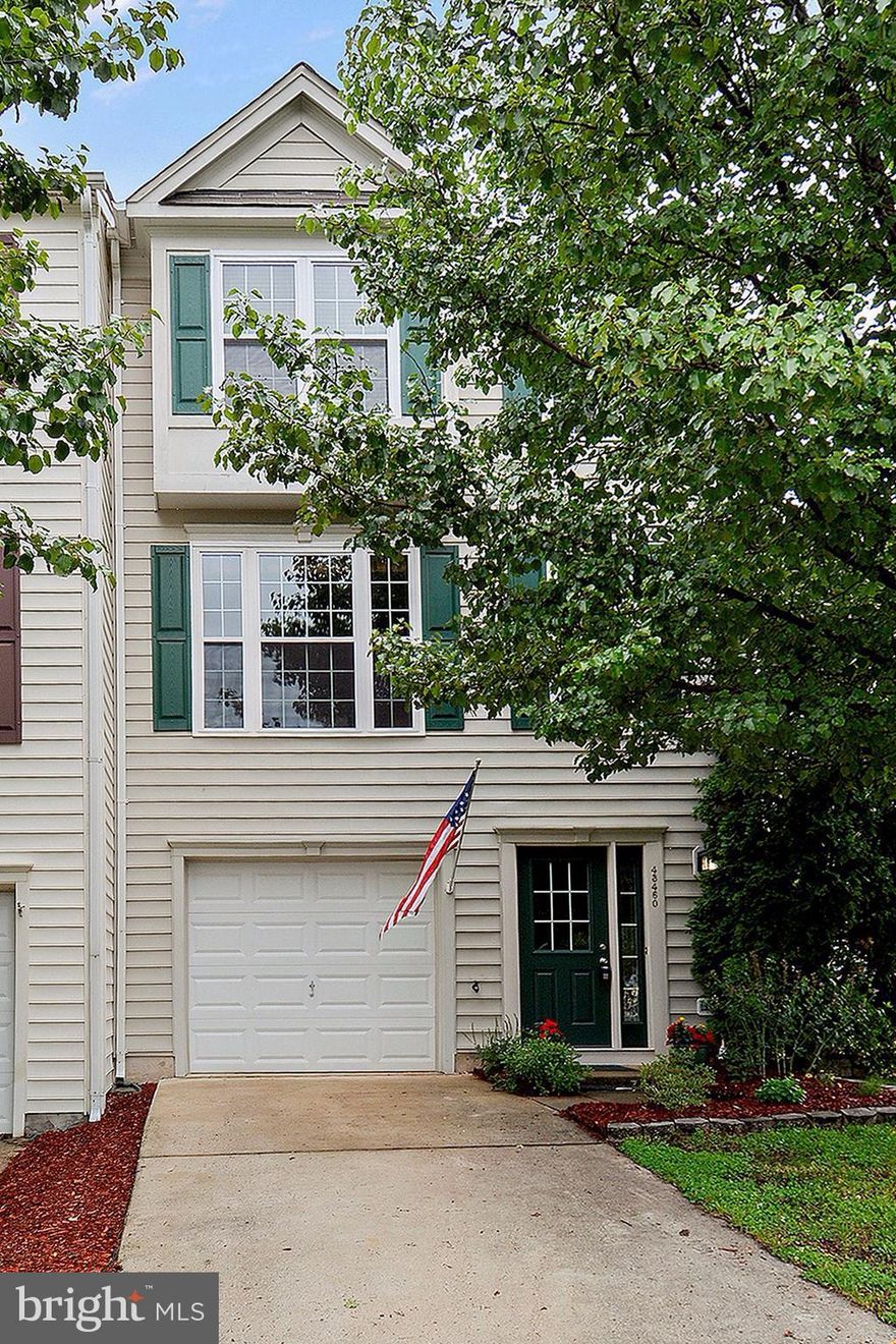 Gorgeous End Unit TH on charming cul-de-sac with amazing views, backing to a gigantic field & tot lot.  Brand New H/Ws throughout main level, gourmet Kit w/newer appl's, 2-tiered granite counters, ample 42" cabinets, tile backsplash, breakfast rm & new huge trex deck w/wrought iron spindles!  Brand New Windows/Doors, Walk-out RecRm, Upper Lvl laundry, New A/C system, 1.5 miles to Loudoun Station!