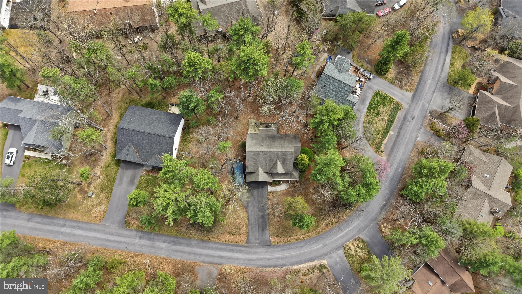 LAKE HOLIDAY ESTATES - Residential