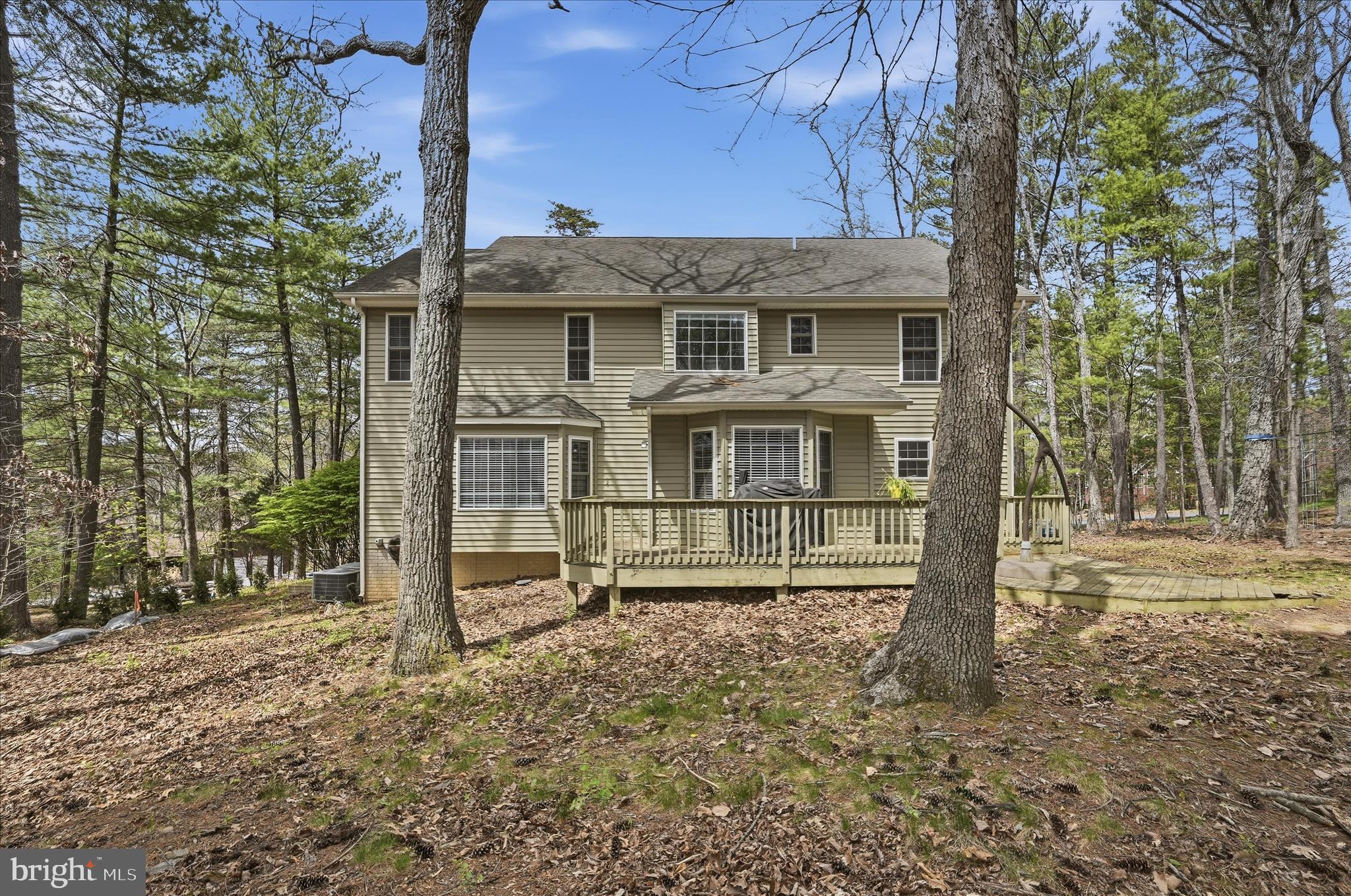 LAKE HOLIDAY ESTATES - Residential