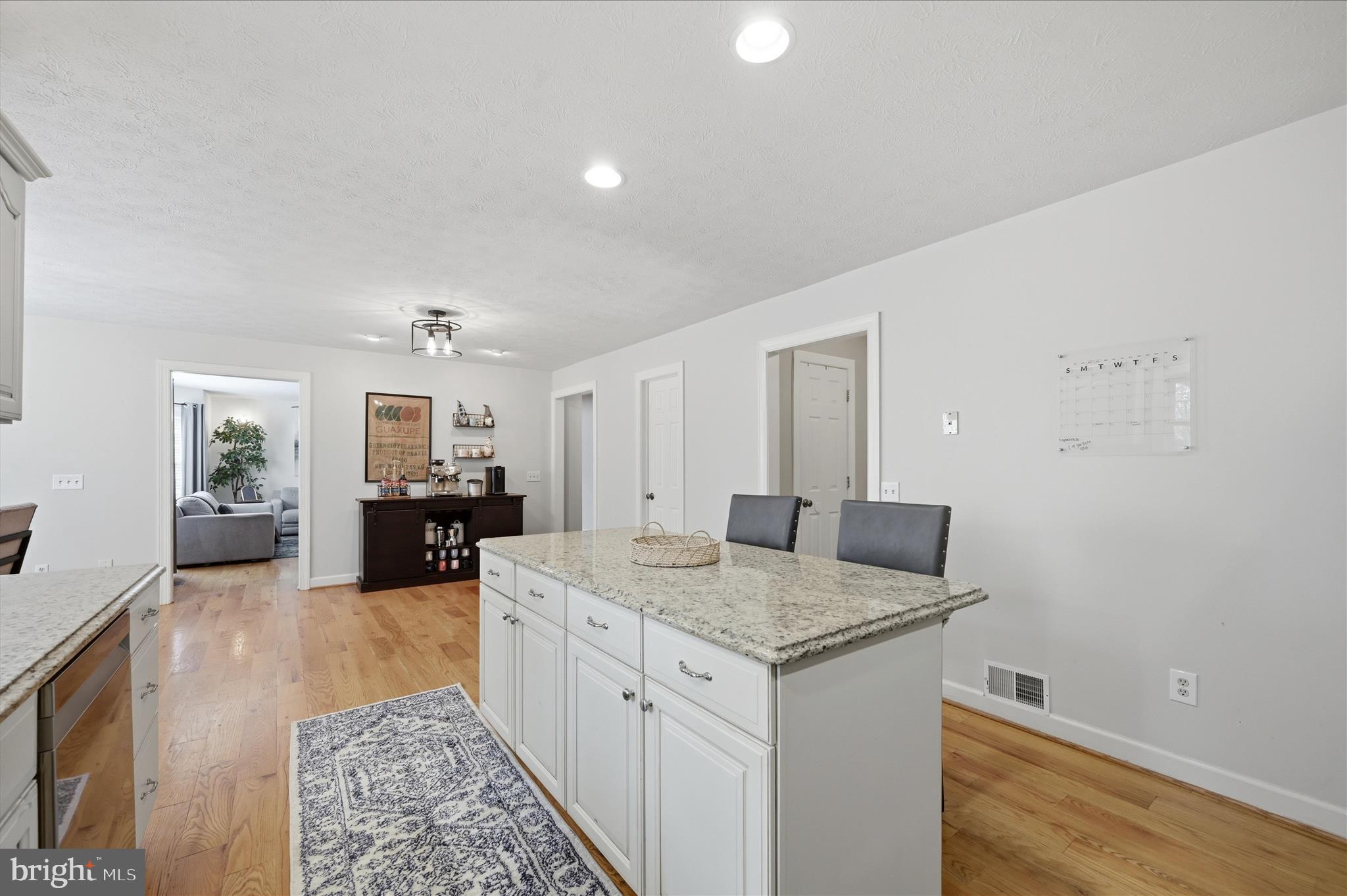 LAKE HOLIDAY ESTATES - Residential