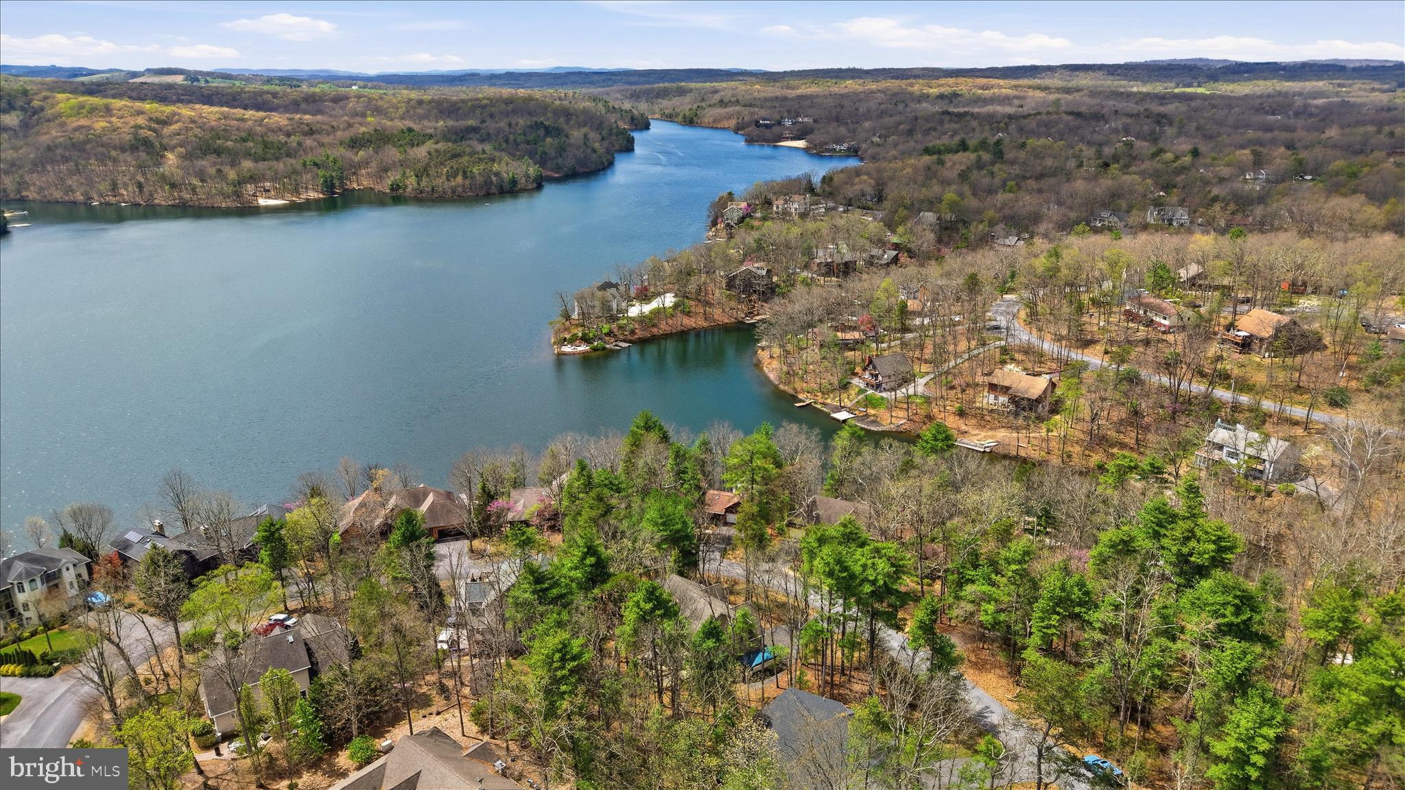 LAKE HOLIDAY ESTATES - Residential