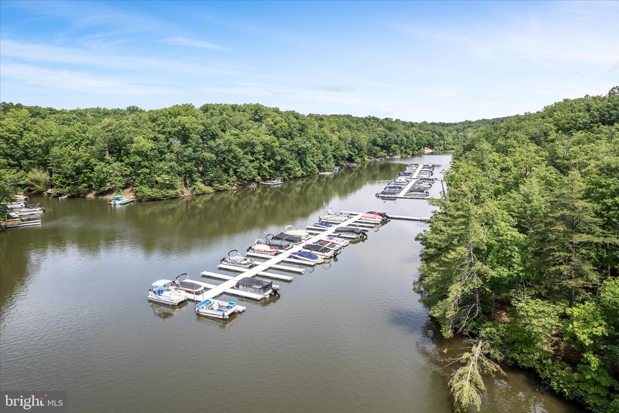 LAKE HOLIDAY ESTATES - Residential