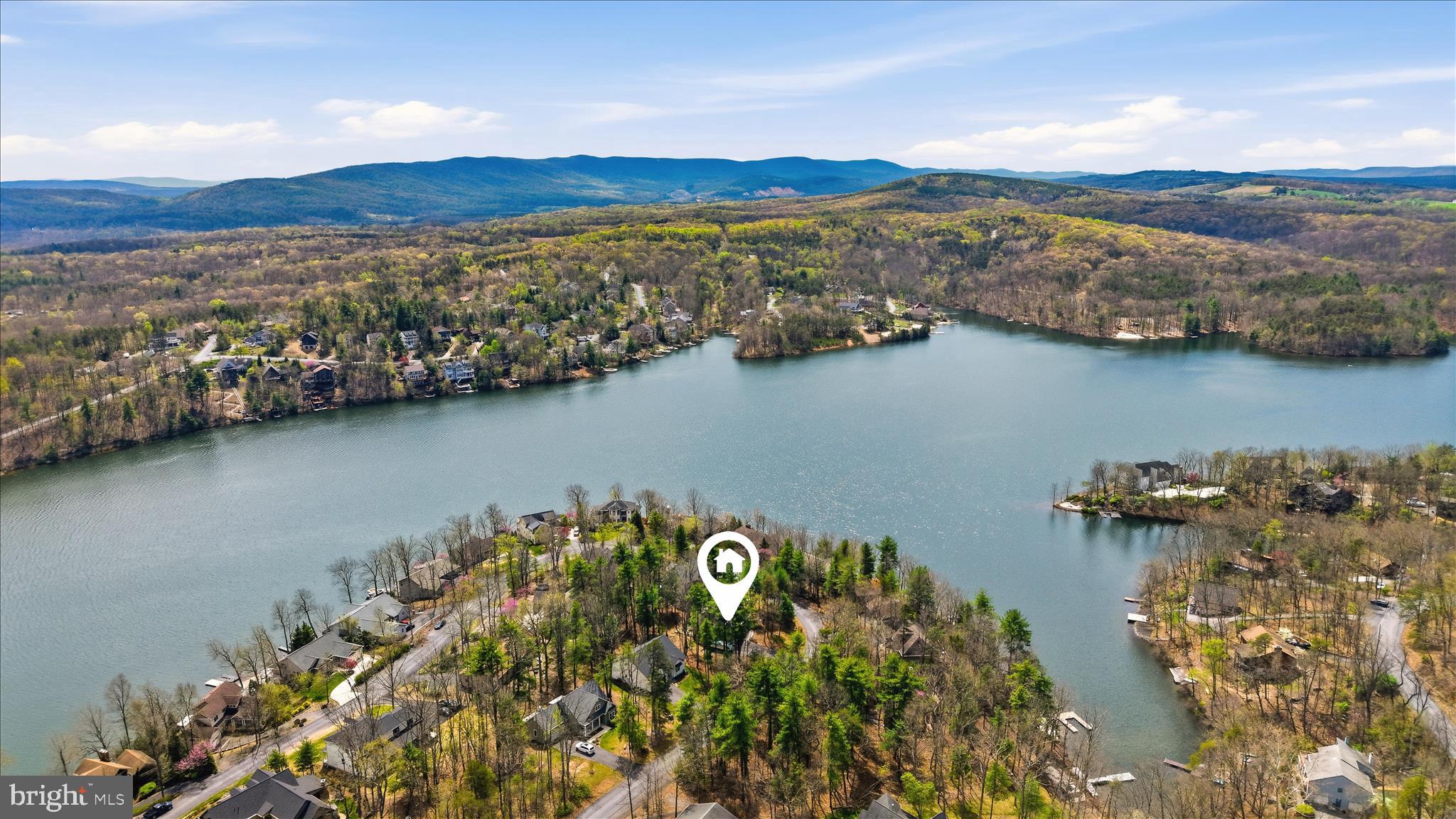 LAKE HOLIDAY ESTATES - Residential