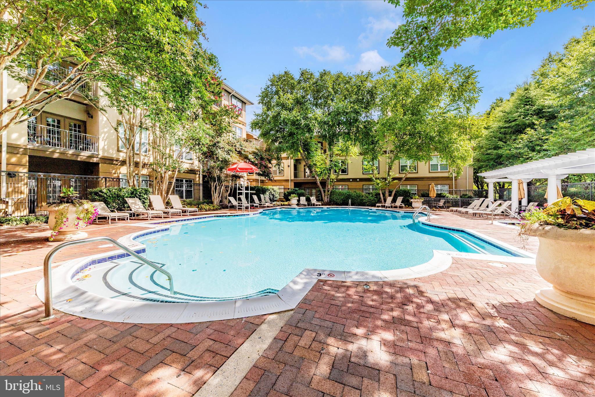 WHITE FLINT STATION - Residential