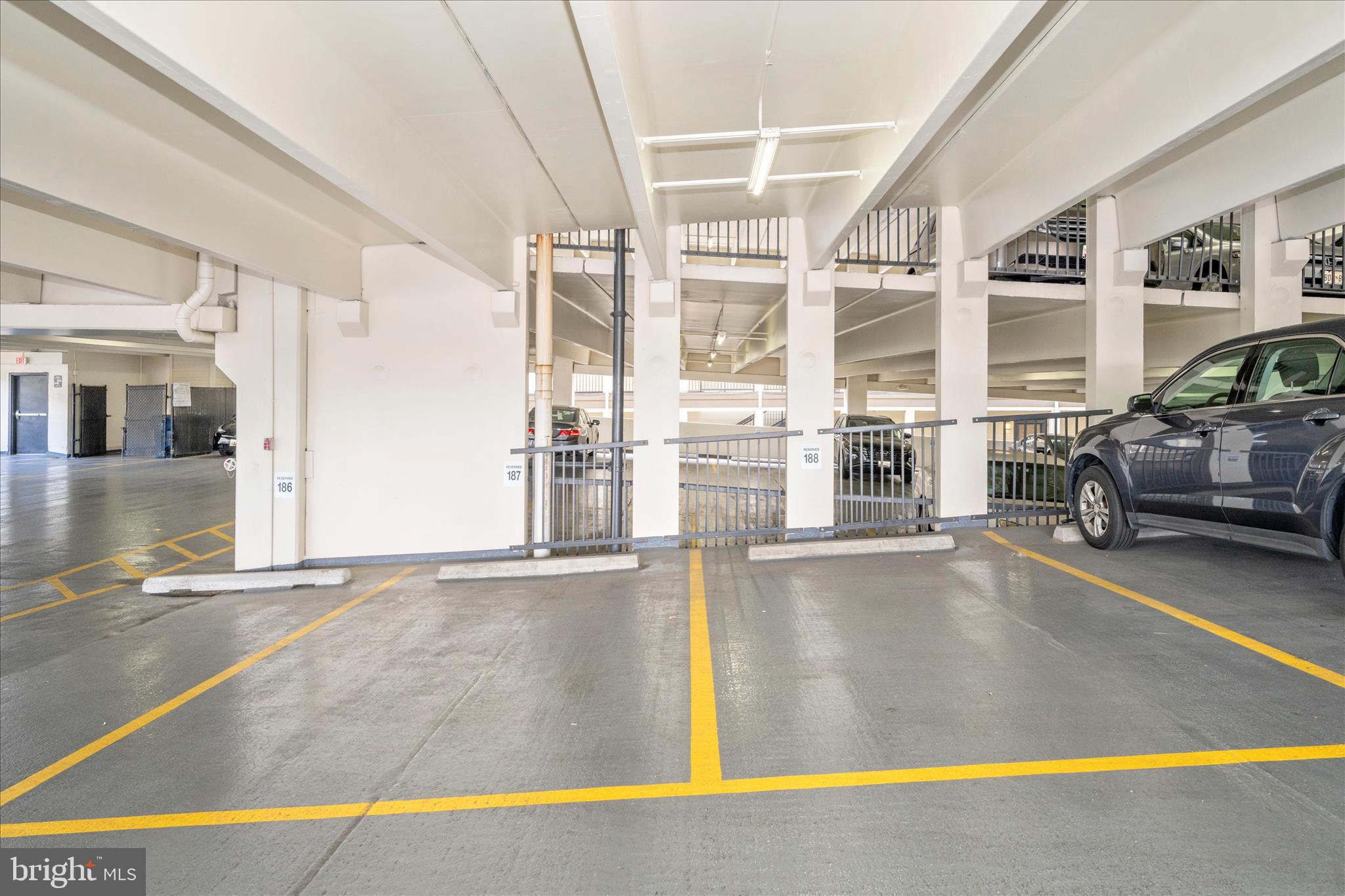 WHITE FLINT STATION - Residential