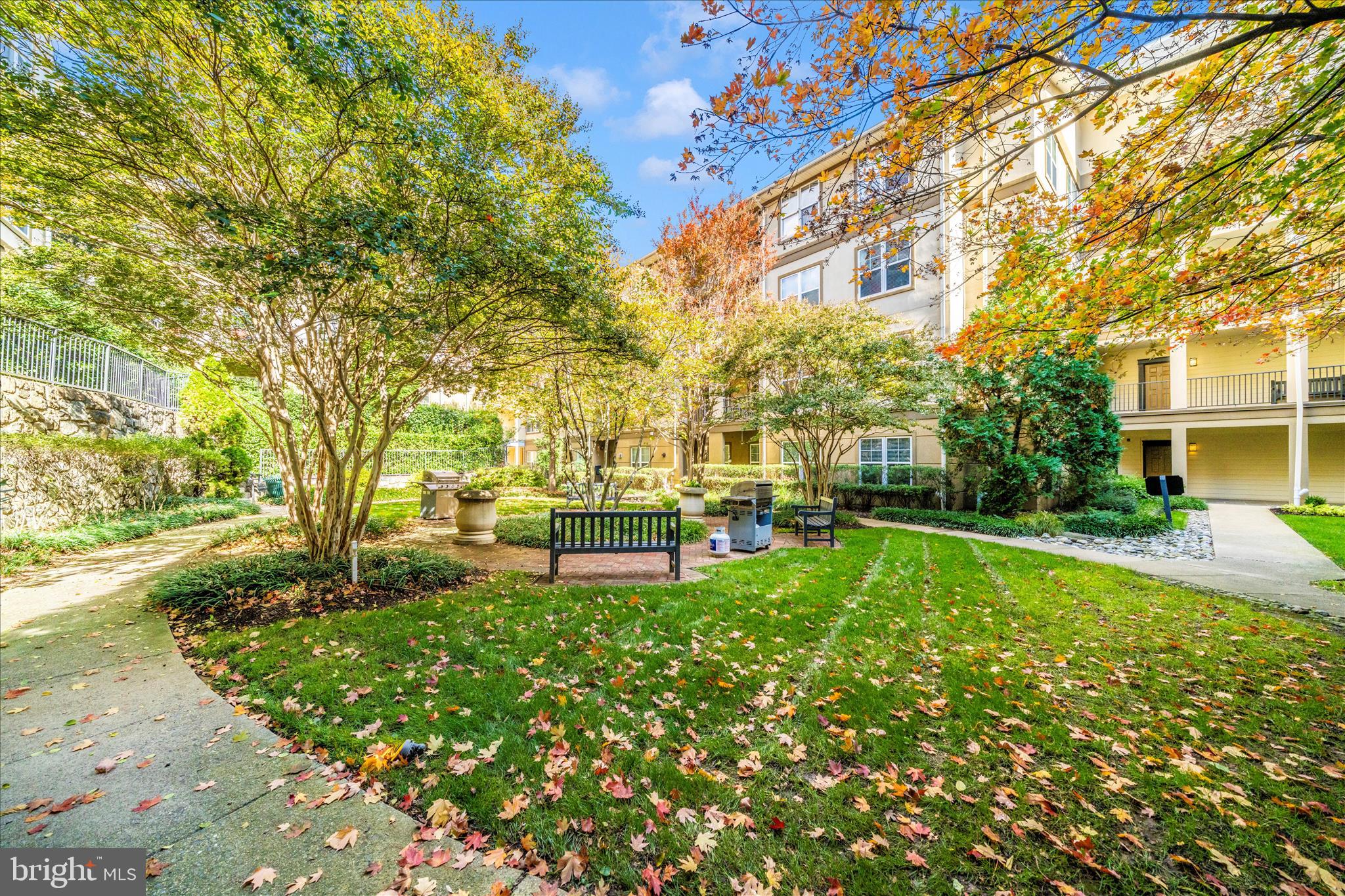 WHITE FLINT STATION - Residential