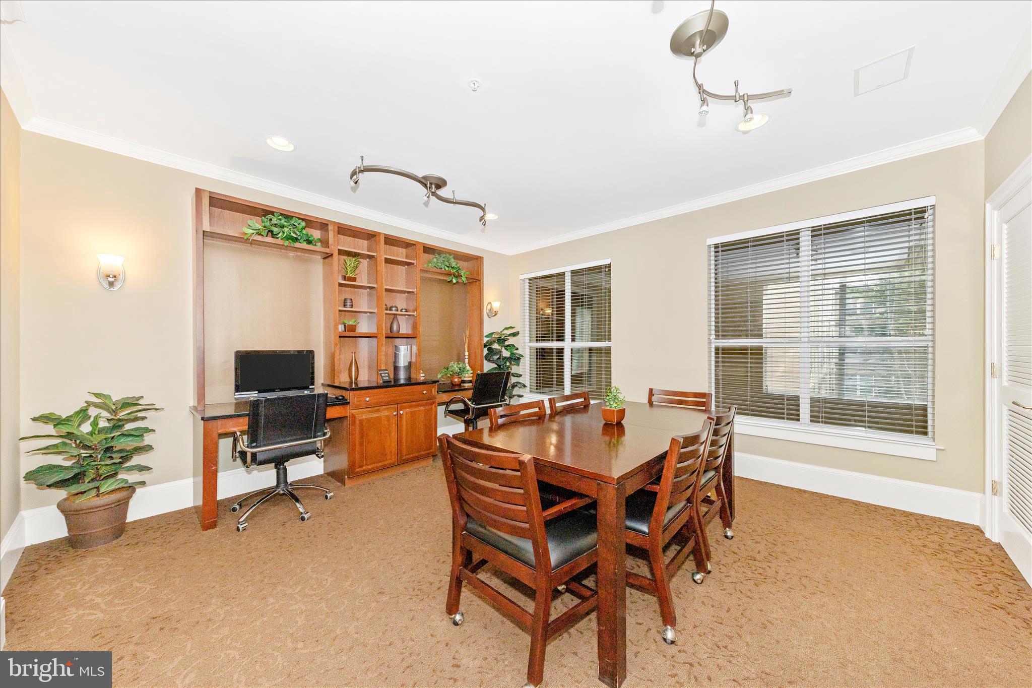 WHITE FLINT STATION - Residential