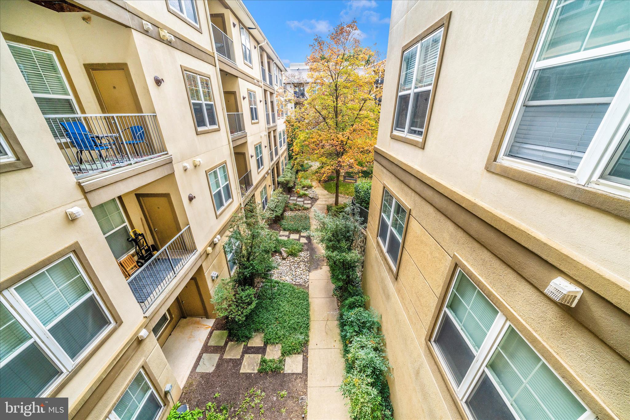 WHITE FLINT STATION - Residential