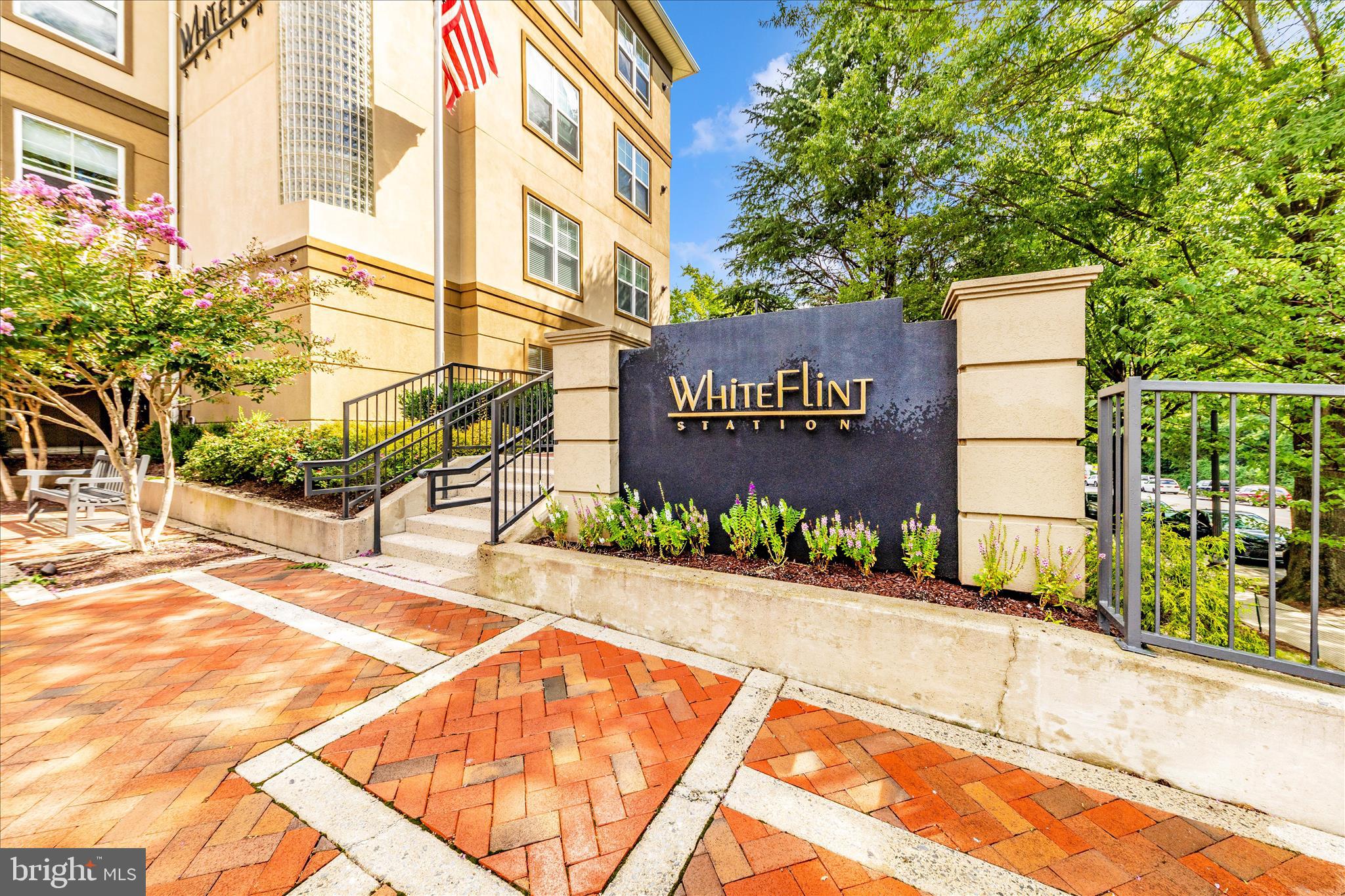 WHITE FLINT STATION - Residential