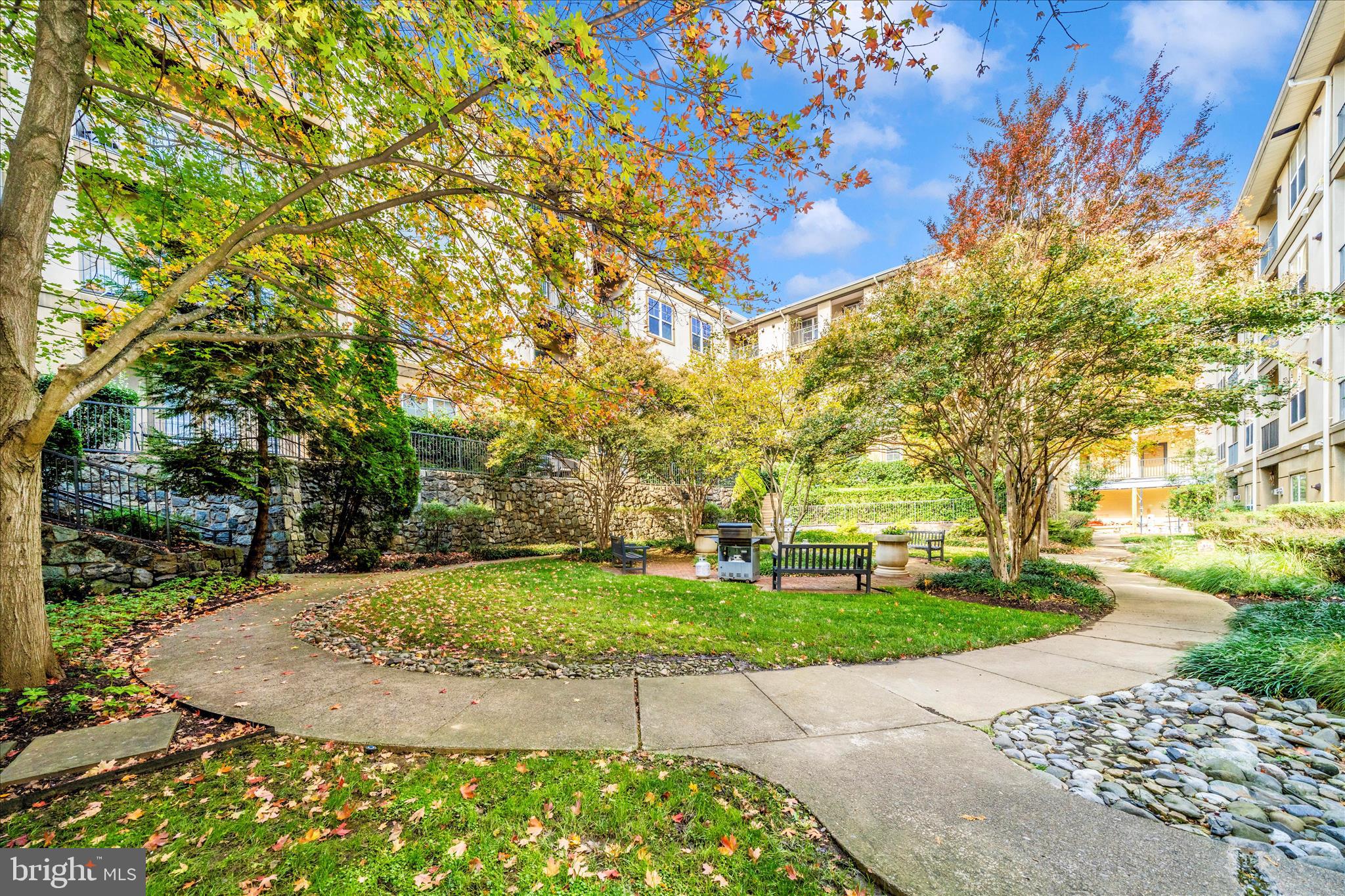 WHITE FLINT STATION - Residential