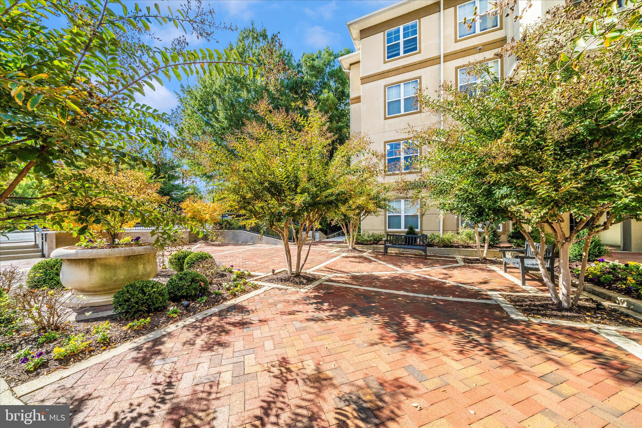 WHITE FLINT STATION - Residential