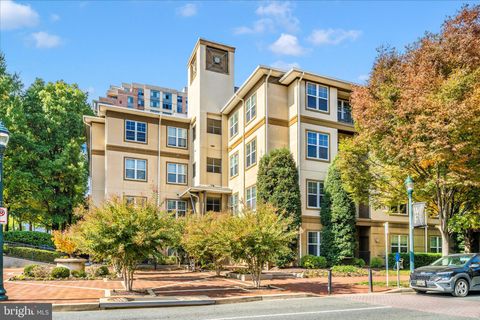 Photo of 11750 Old Georgetown Road #2328, ROCKVILLE, MD 20852 (MLS # MDMC2206784)