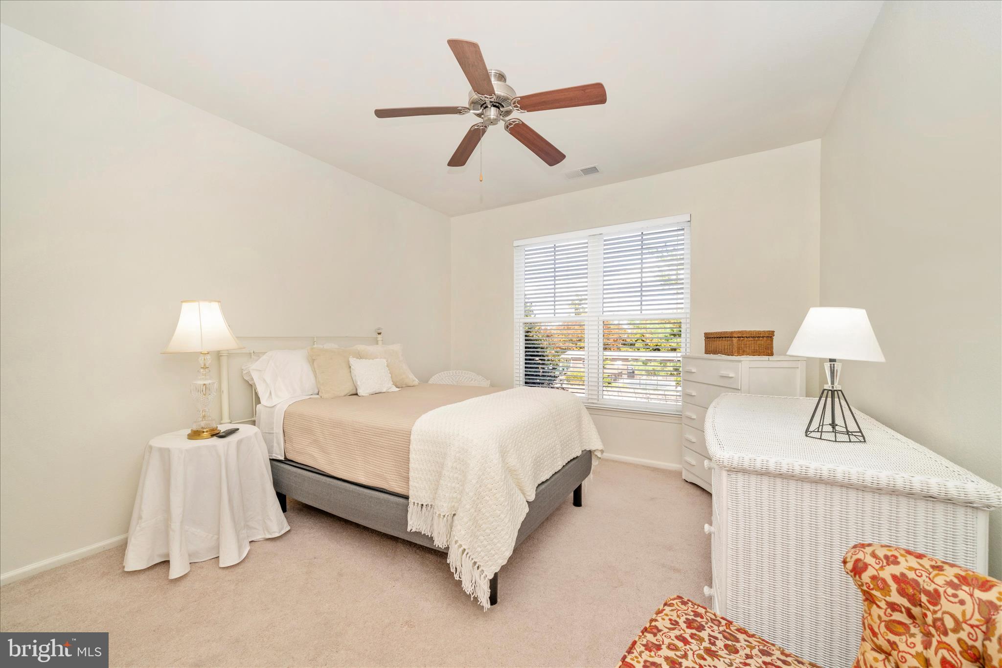 WHITE FLINT STATION - Residential