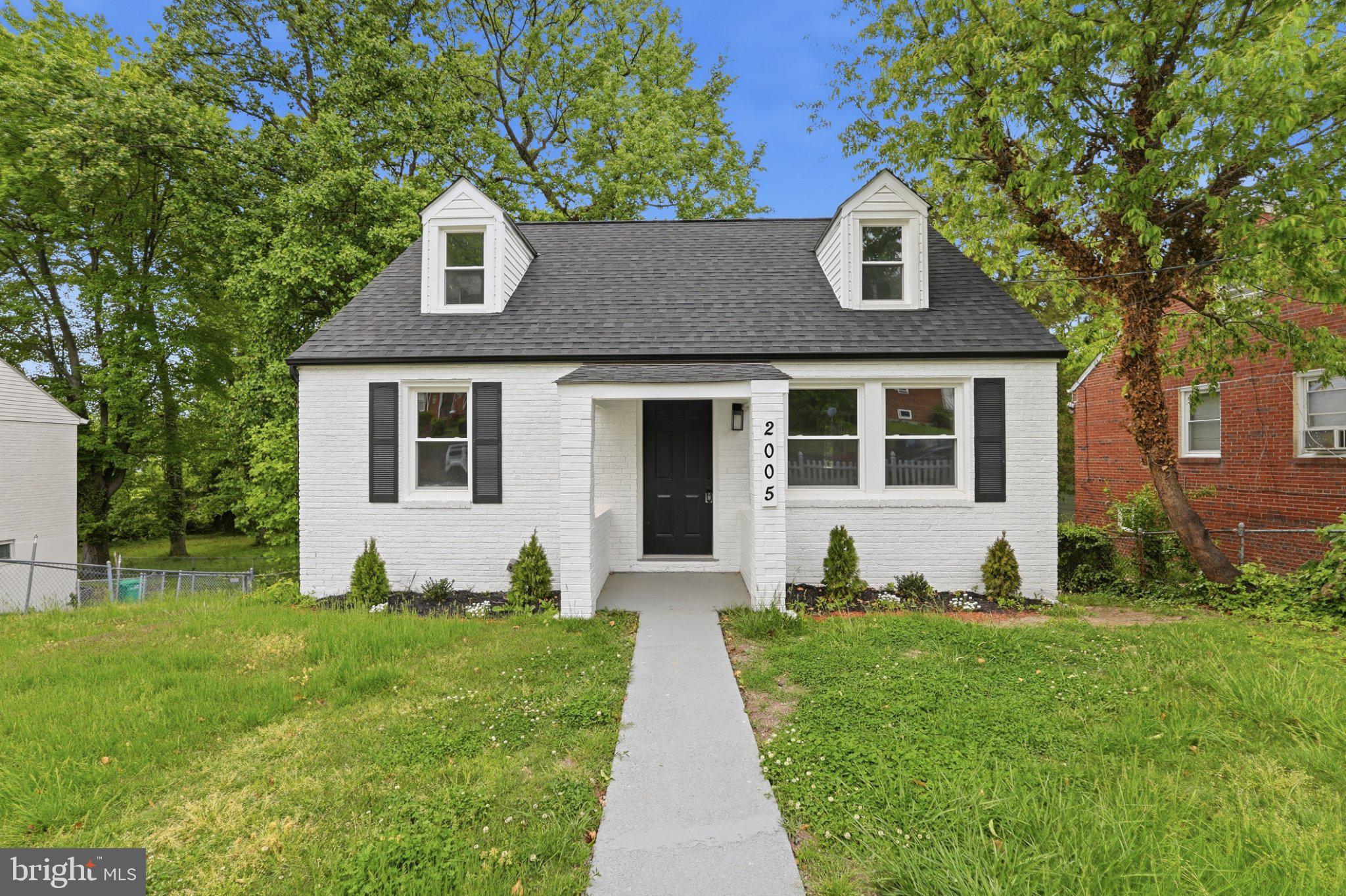 HILLSBOROUGH - Residential