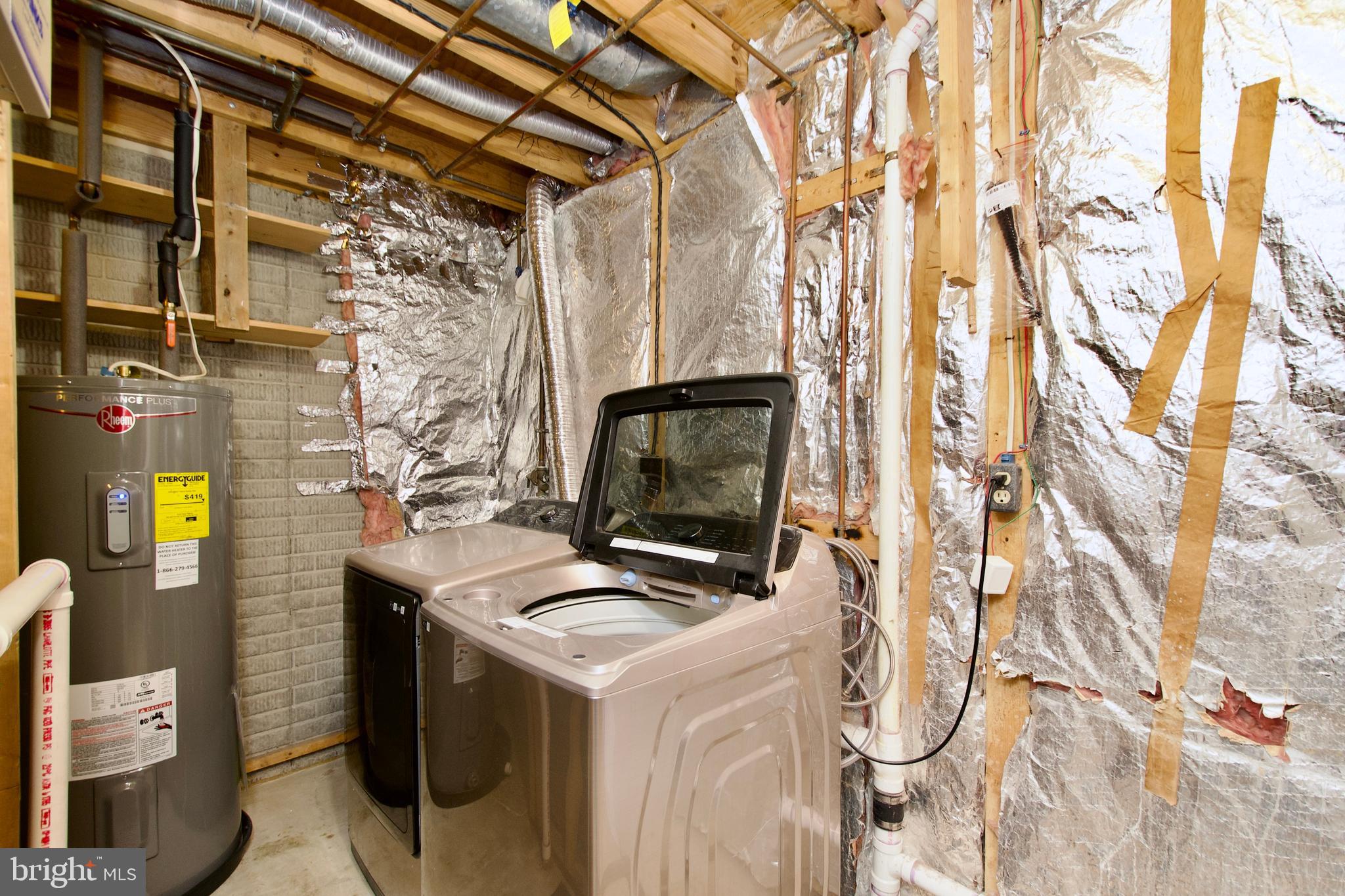 NEWINGTON HEIGHTS - Residential Lease