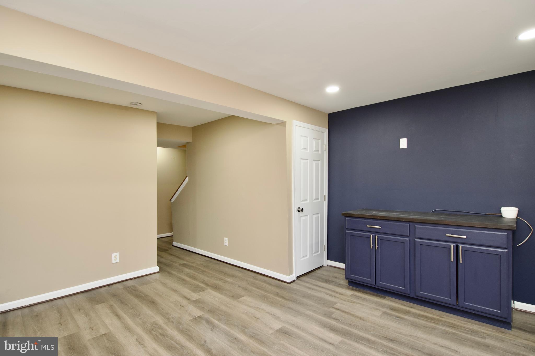 NEWINGTON HEIGHTS - Residential Lease