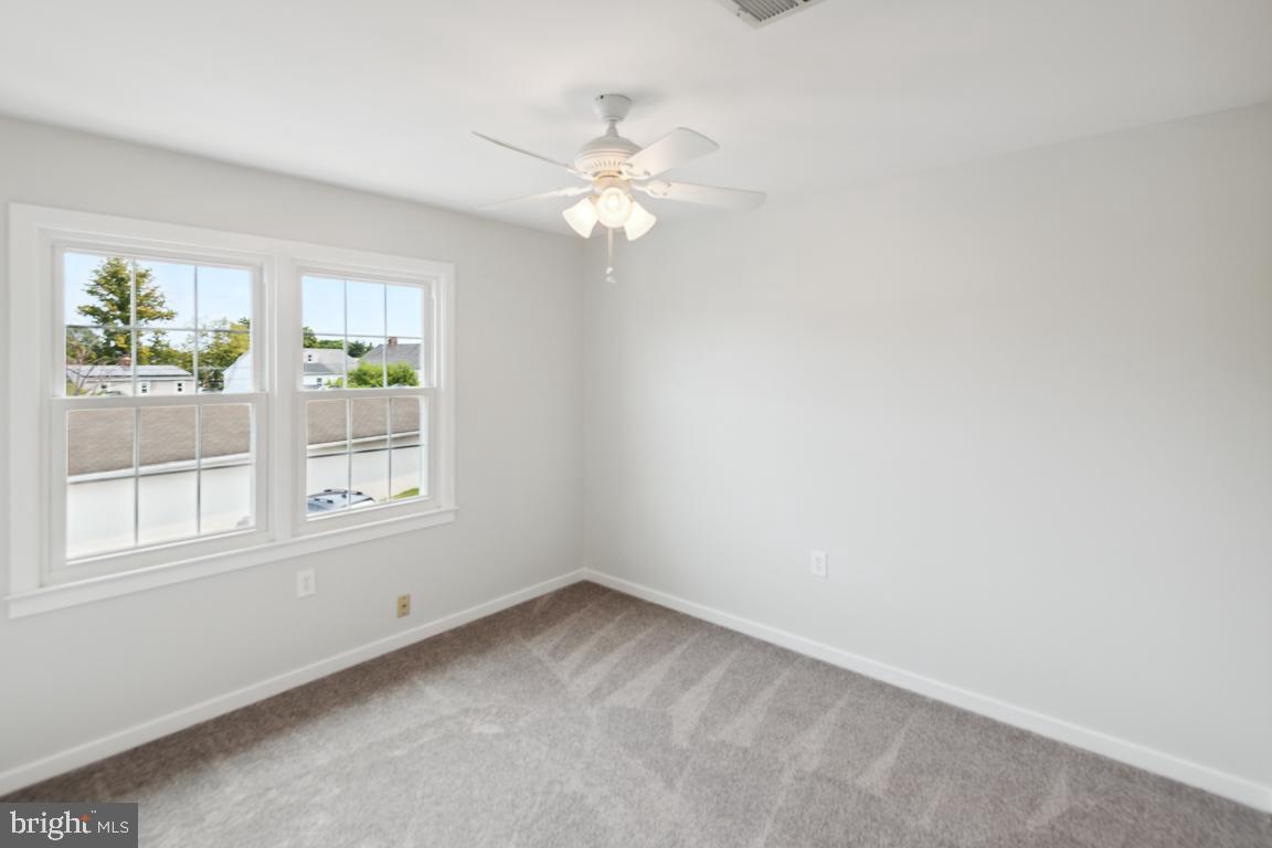 8TH STREET MEWS - Residential