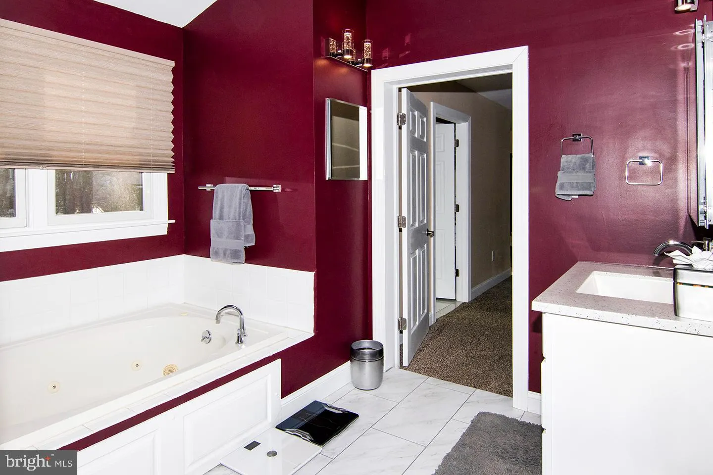 Voorhees, New Jersey 08043, United States, 4 Bedrooms Bedrooms, ,3 BathroomsBathrooms,Residential,Pending,20120