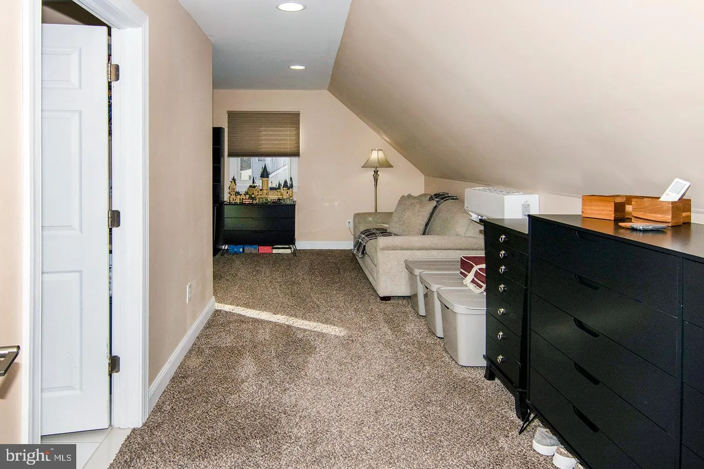 Voorhees, New Jersey 08043, United States, 4 Bedrooms Bedrooms, ,3 BathroomsBathrooms,Residential,Pending,20120