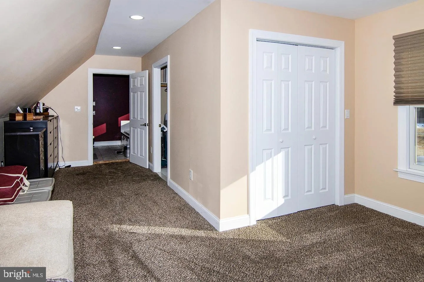 Voorhees, New Jersey 08043, United States, 4 Bedrooms Bedrooms, ,3 BathroomsBathrooms,Residential,Pending,20120