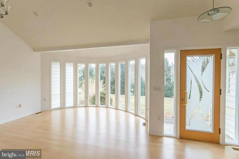 TOM HALL PLACE - Residential Lease