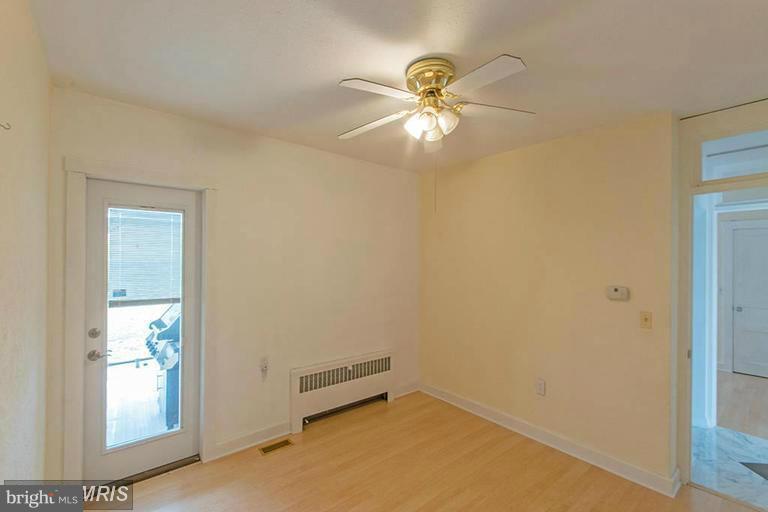 TOM HALL PLACE - Residential Lease