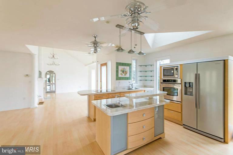 TOM HALL PLACE - Residential Lease