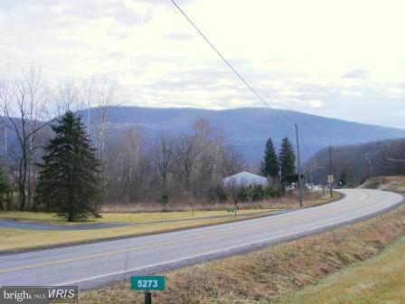 TOM HALL PLACE - Residential Lease