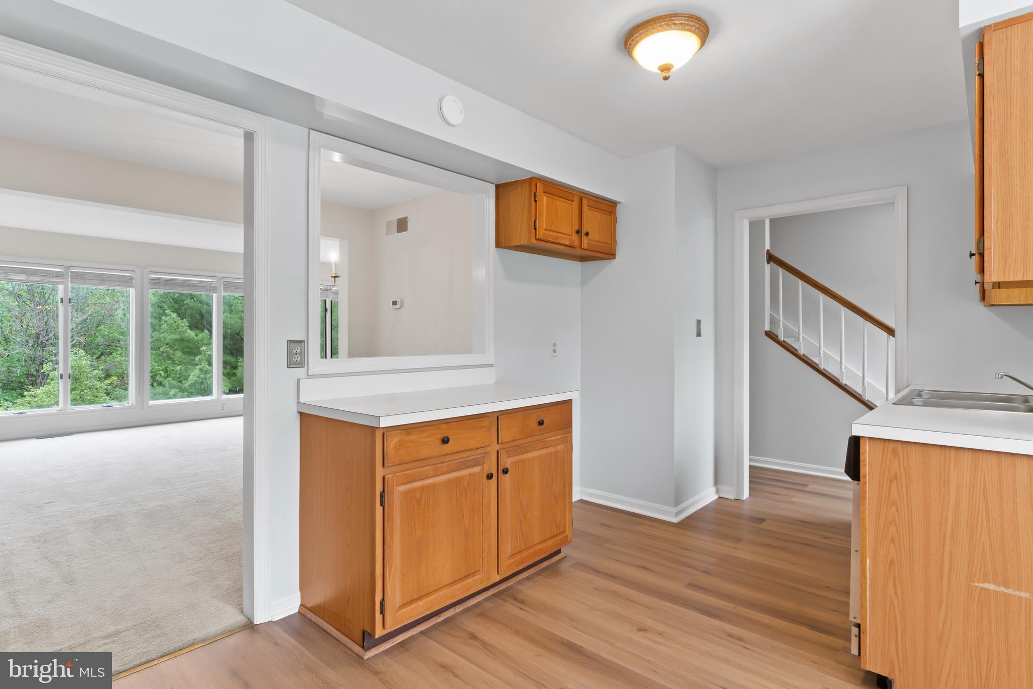 BEACON HILL VILLAGE - Residential