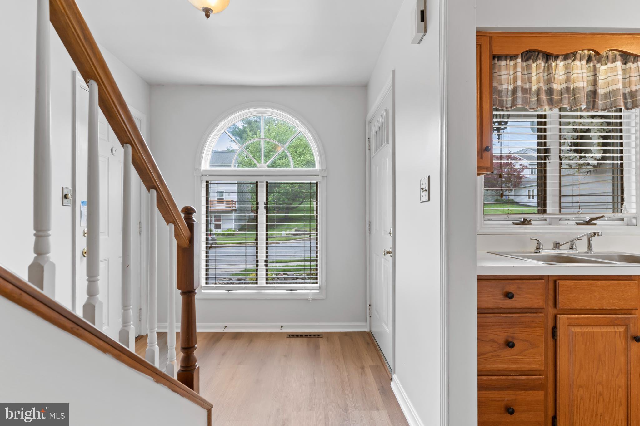BEACON HILL VILLAGE - Residential