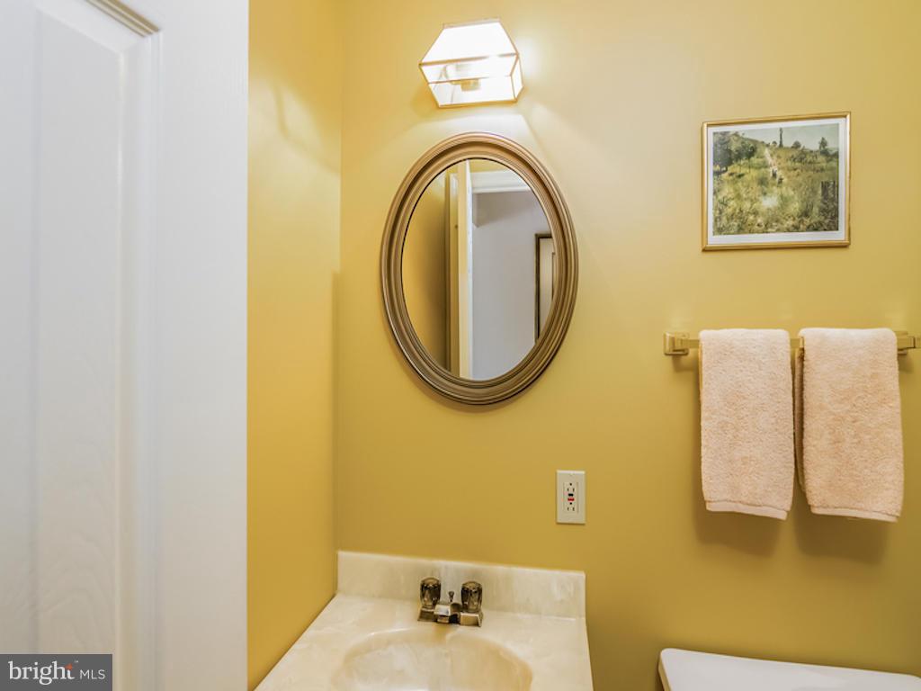 DEEPWOOD - Residential