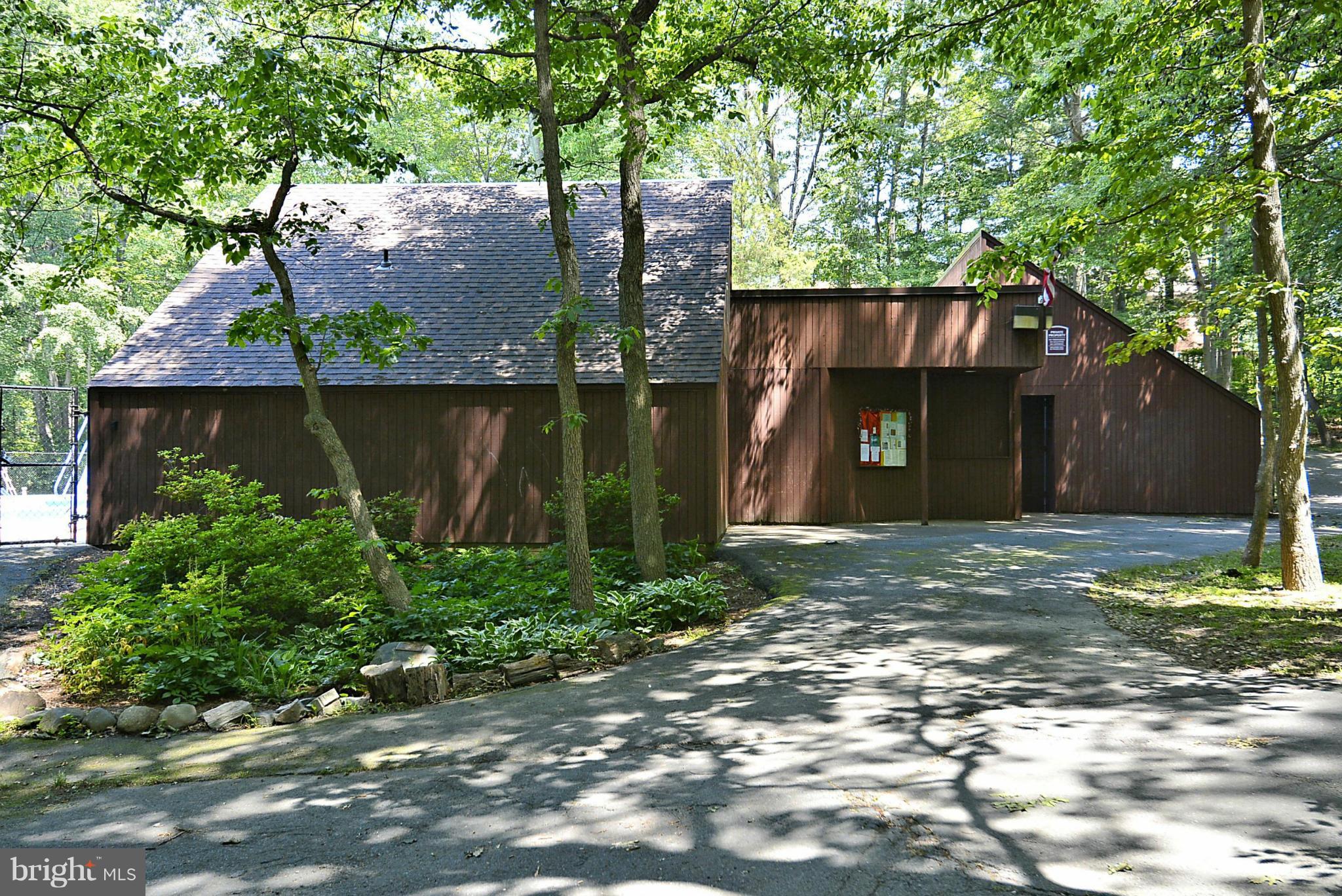 DEEPWOOD - Residential
