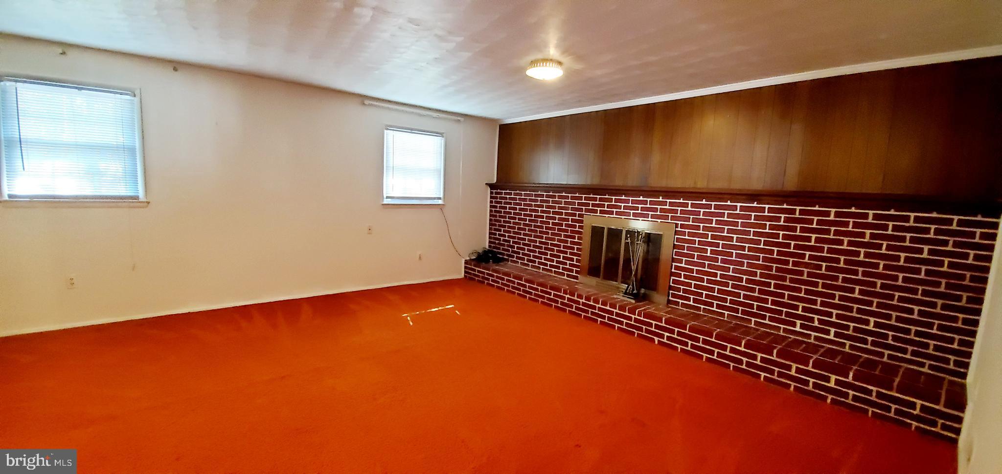 BEL PRE WOODS - Residential