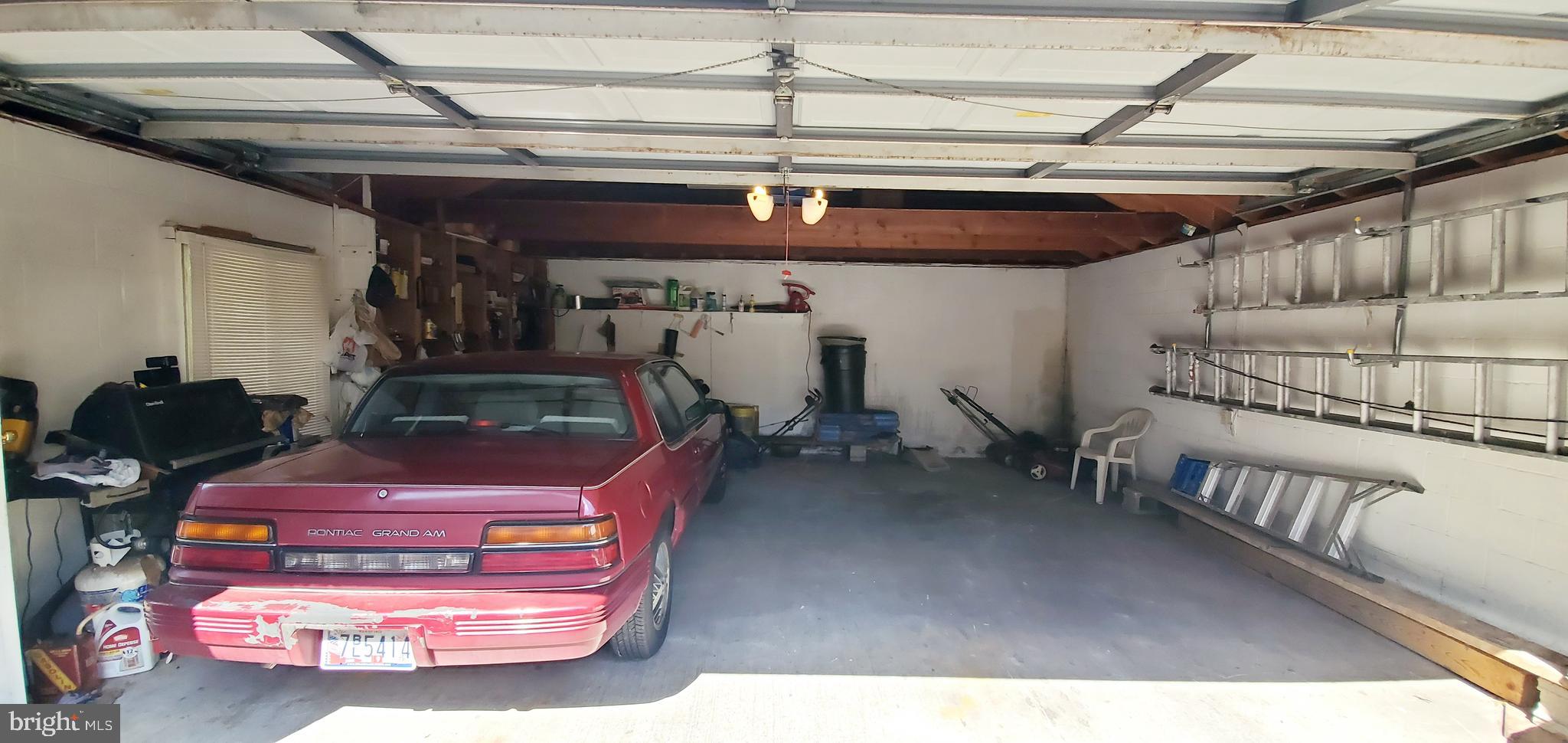 BEL PRE WOODS - Residential