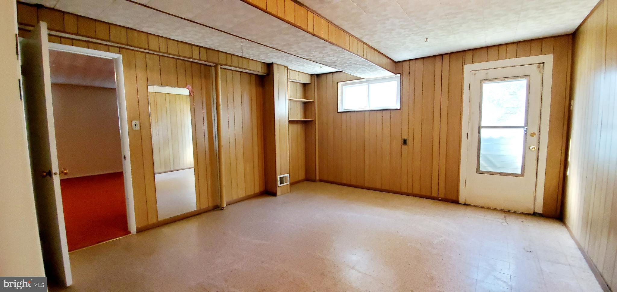 BEL PRE WOODS - Residential