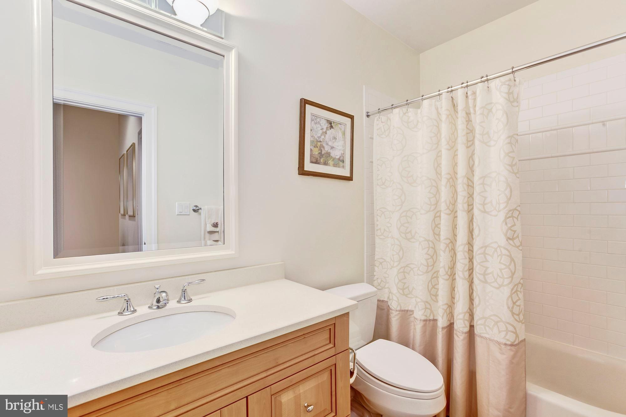 POTOMAC OUTSIDE - Residential