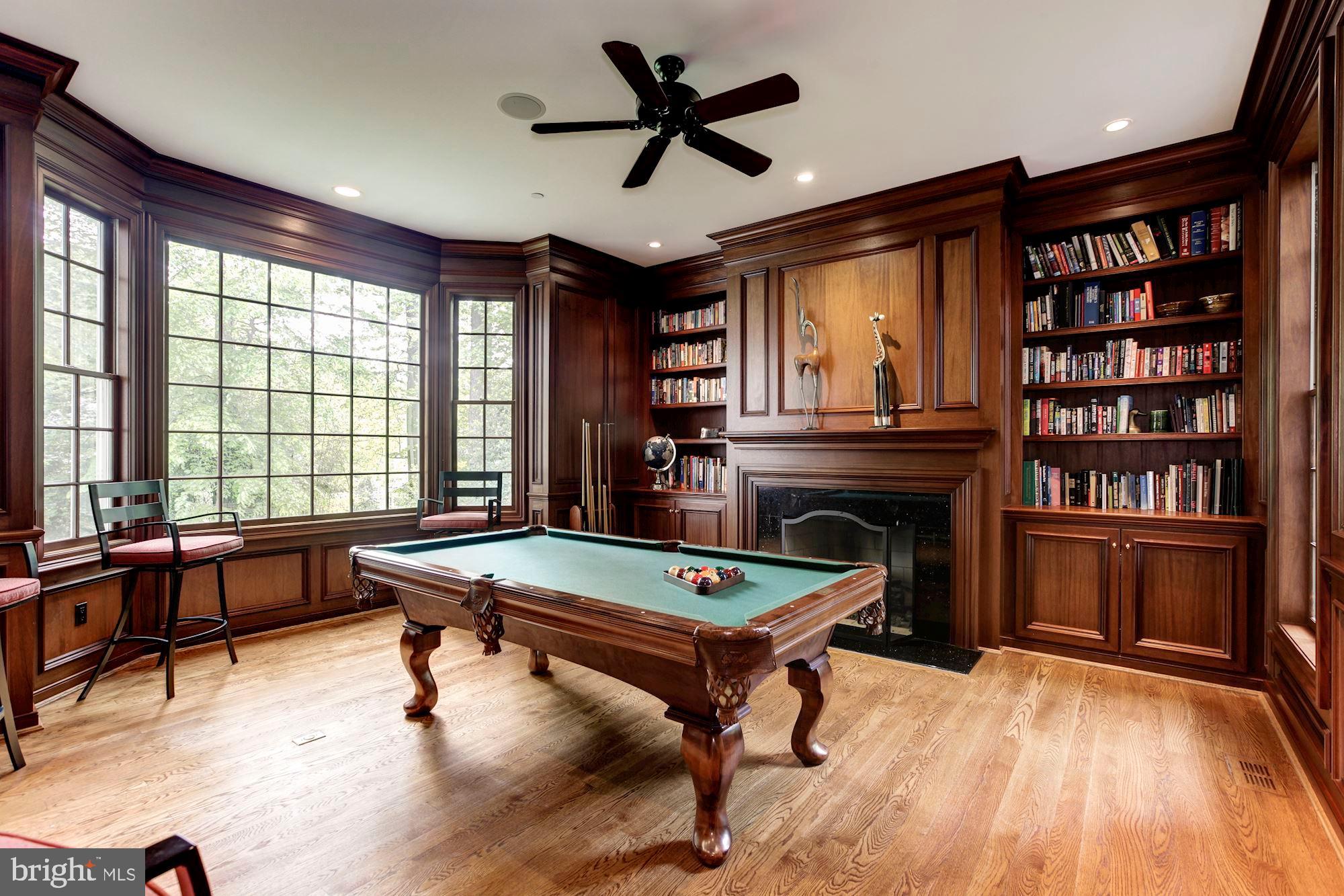 POTOMAC OUTSIDE - Residential