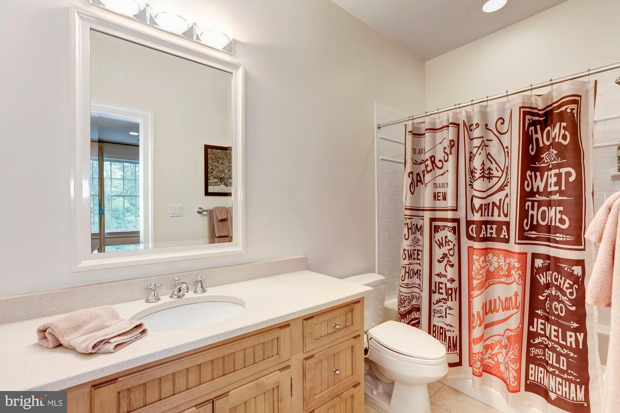 POTOMAC OUTSIDE - Residential