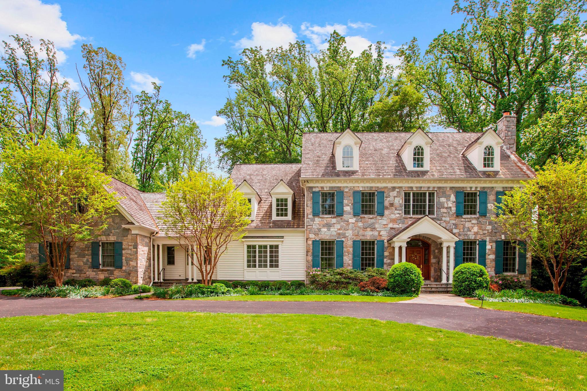 POTOMAC OUTSIDE - Residential