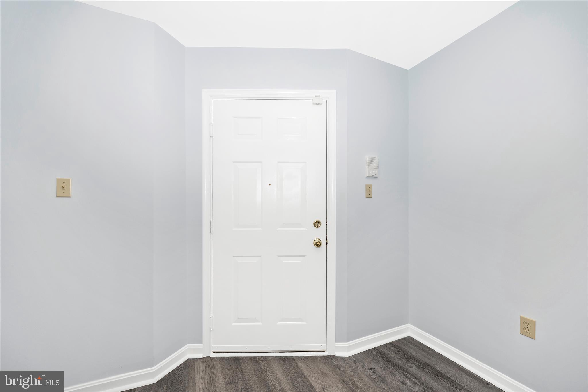 LAKETREE - Residential