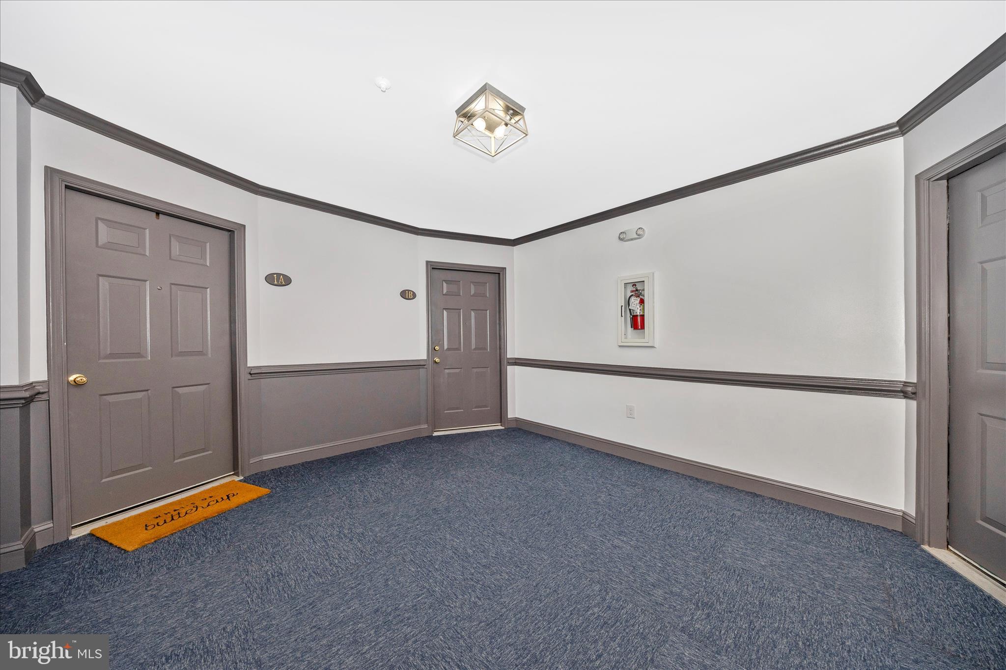 LAKETREE - Residential