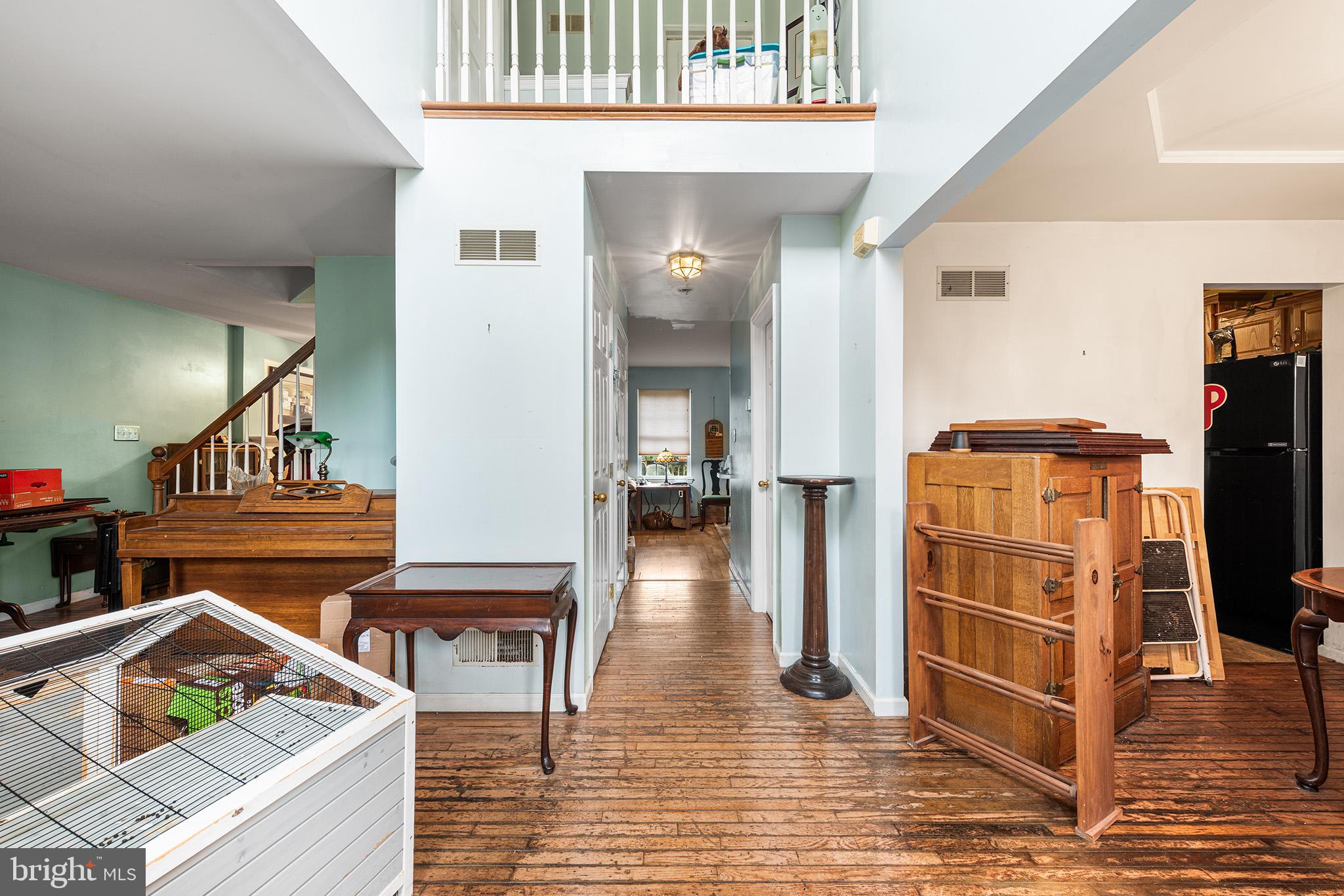 1049 CHRISTINA DRIVE