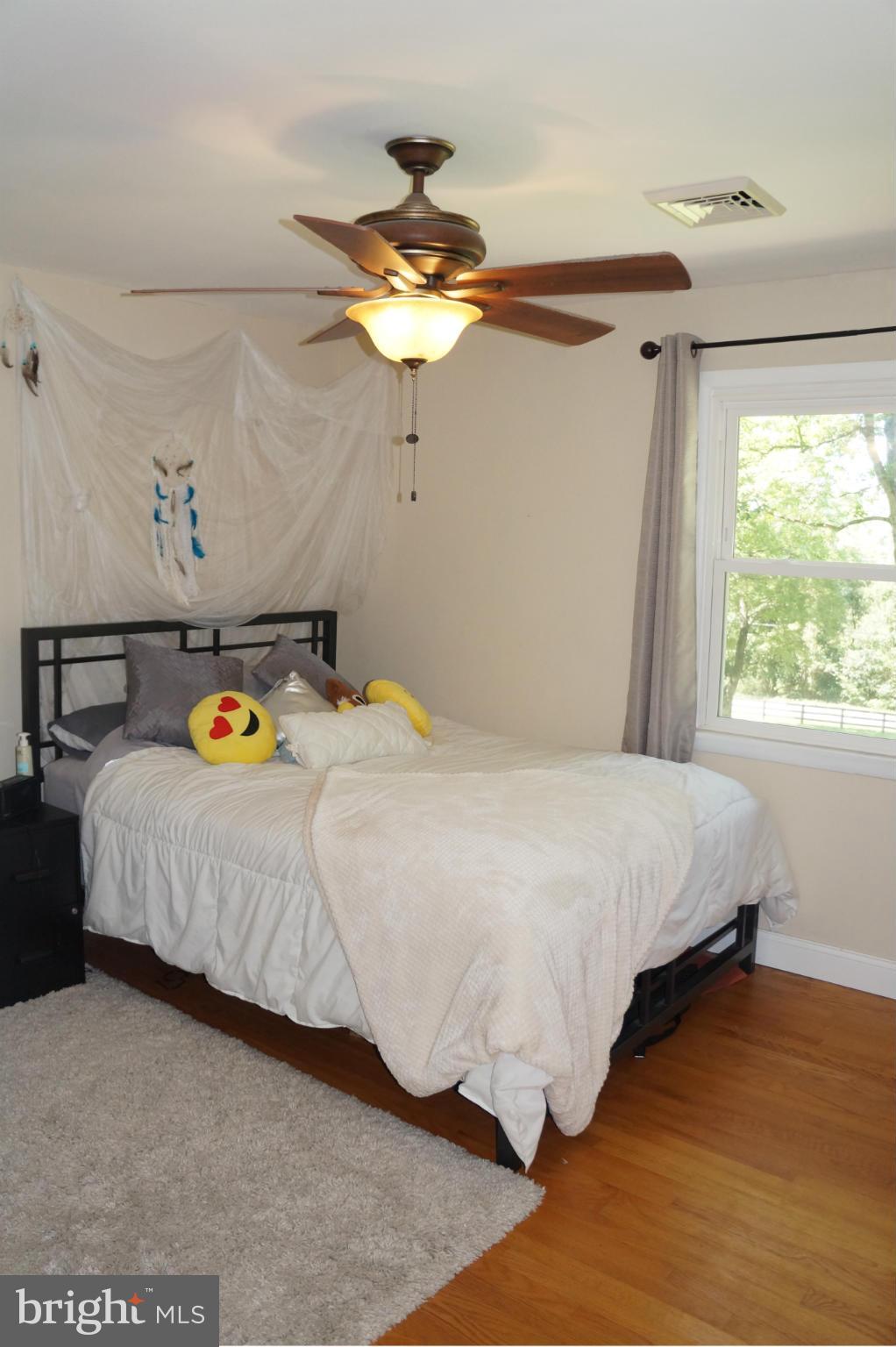 LONGVIEW - Residential