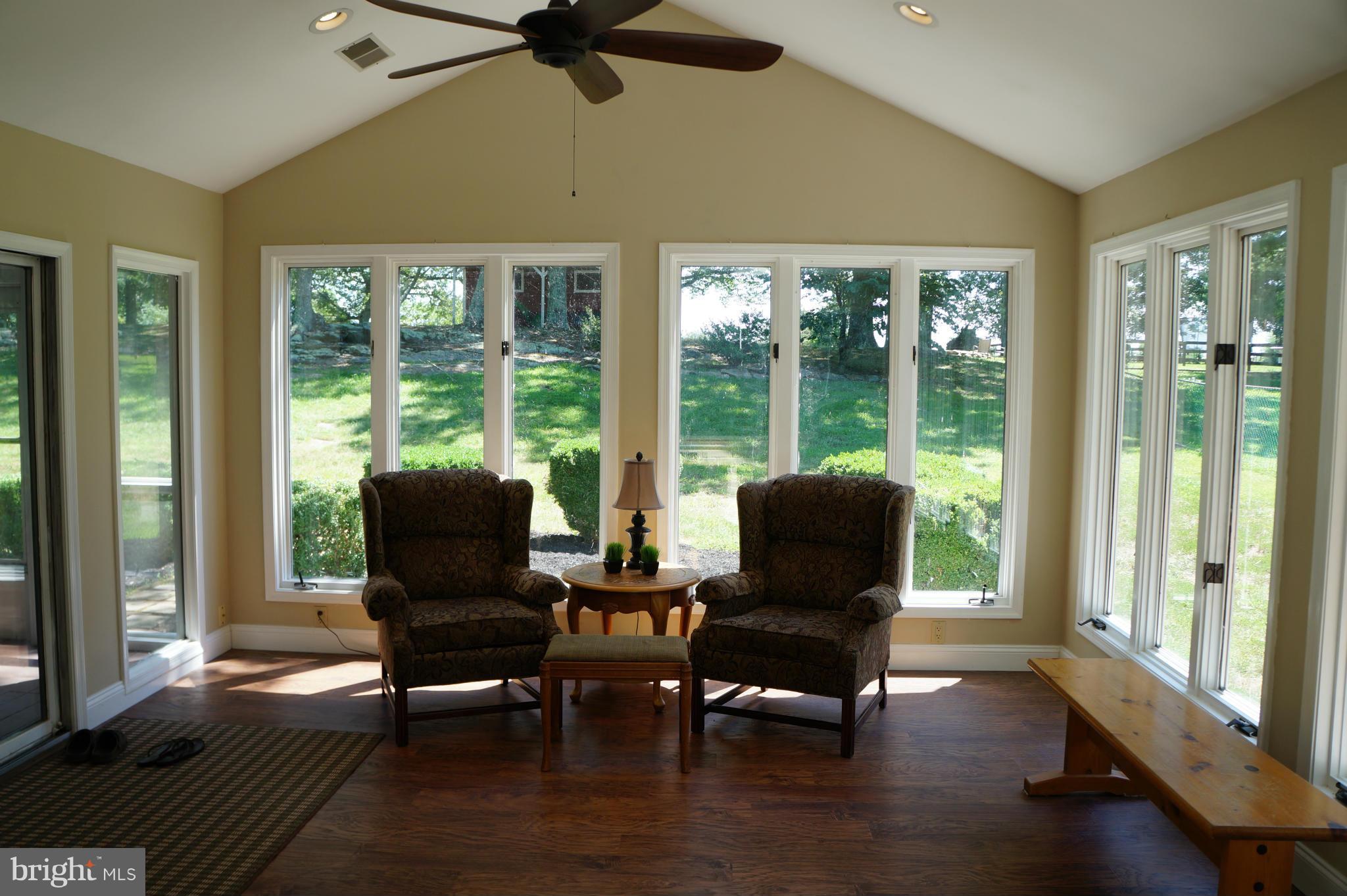 LONGVIEW - Residential