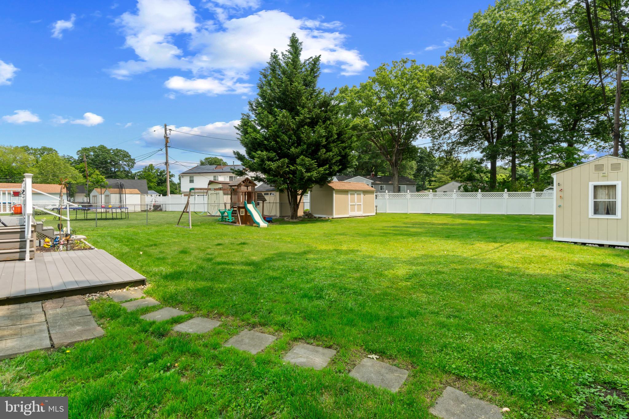 CARROLLWOOD - Residential