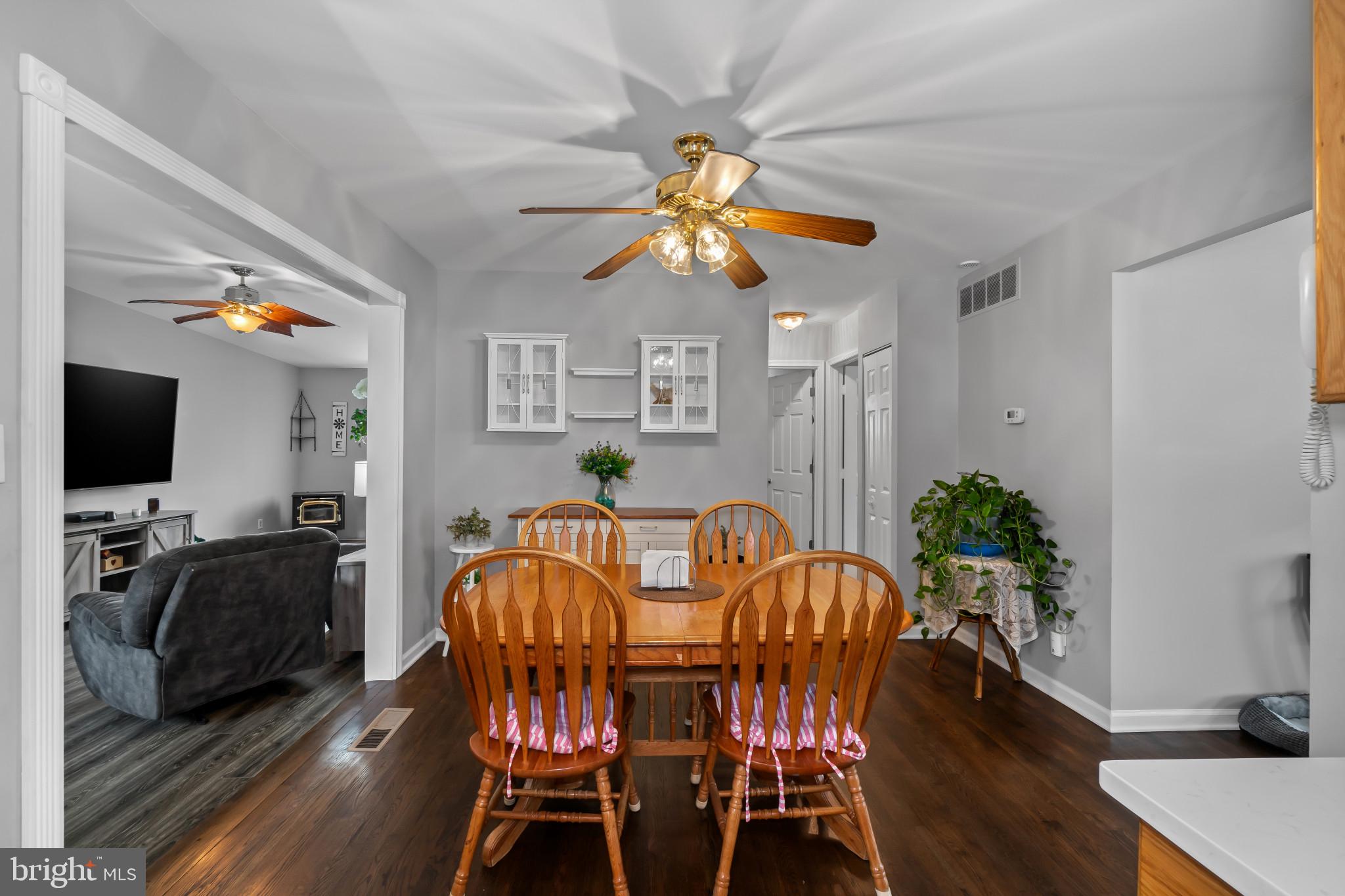 CARROLLWOOD - Residential