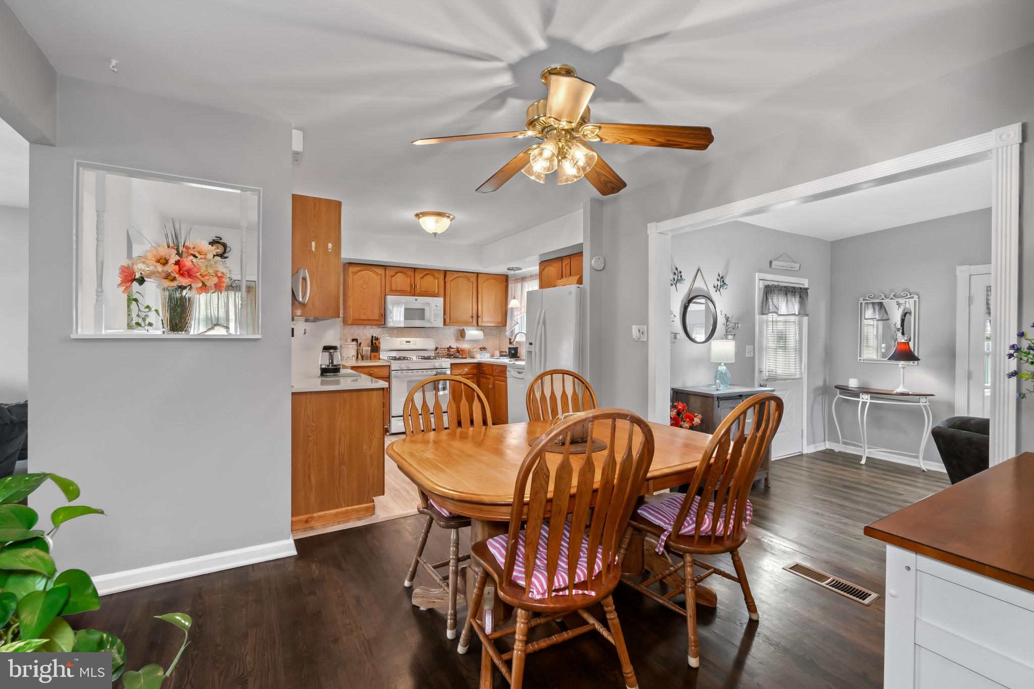 CARROLLWOOD - Residential