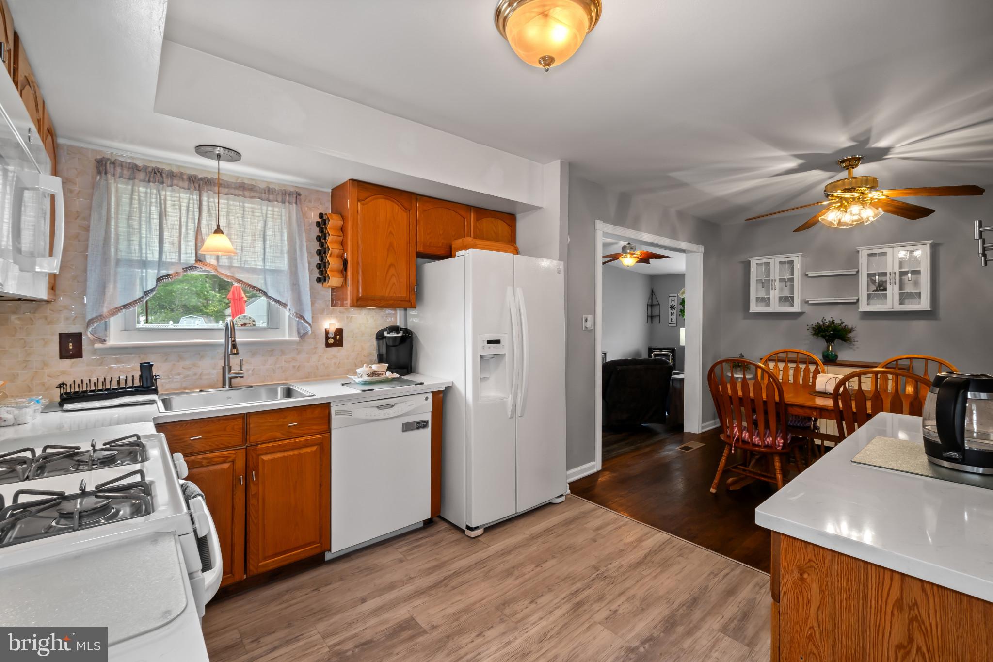 CARROLLWOOD - Residential