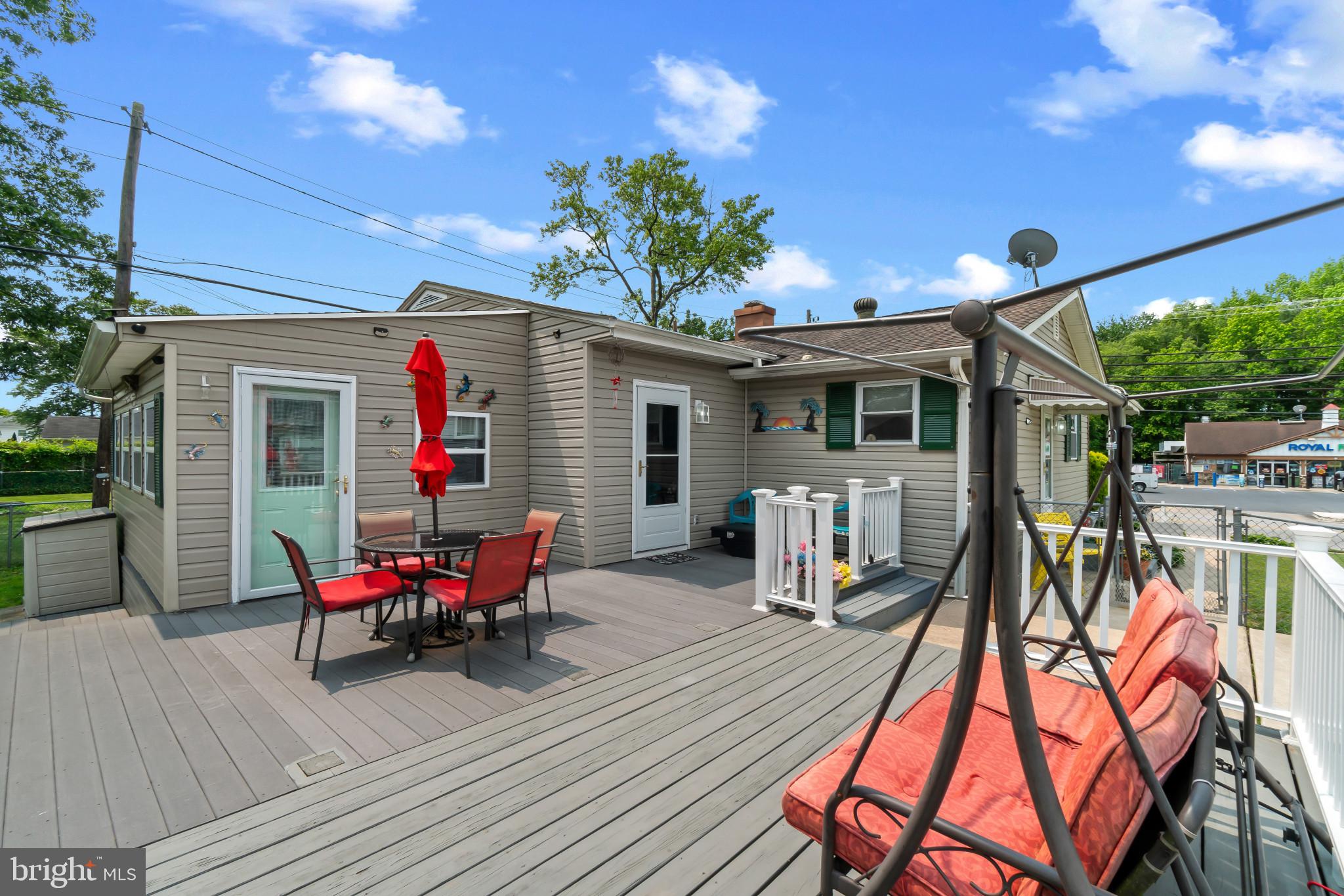 CARROLLWOOD - Residential