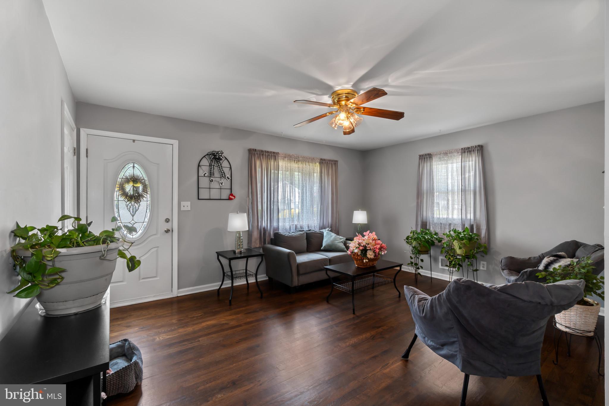 CARROLLWOOD - Residential